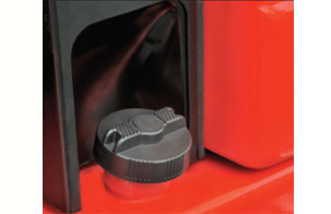 8.外(wài)觀簡潔金屬沖壓(yā)件的燃油蓋罩-杭(háng)州叉車内燃叉車(chē)